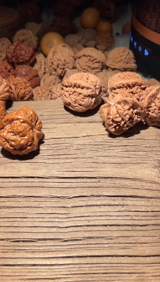 周****? 周周快乐多文玩三件套