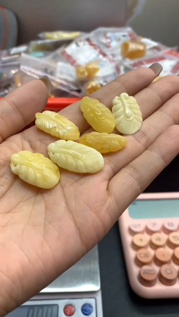 未镶嵌琥珀珠宝奇石1125多样性发其一默认有瑕