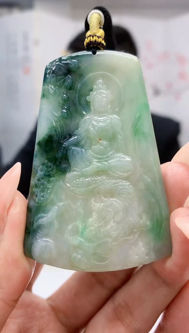 【闪购商品】定制翡翠未镶嵌5152MM-毛货挂件23