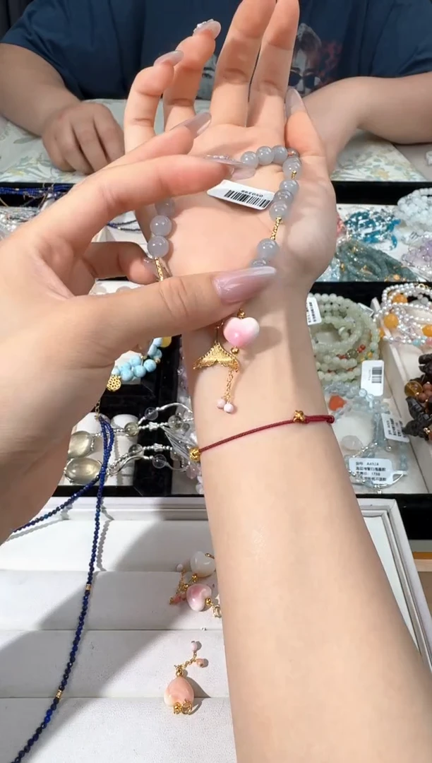 水晶手链银S925镶嵌B020女王爱心吊坠