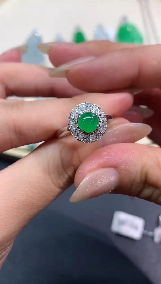 18K金镶嵌戒指翡翠E164|9800