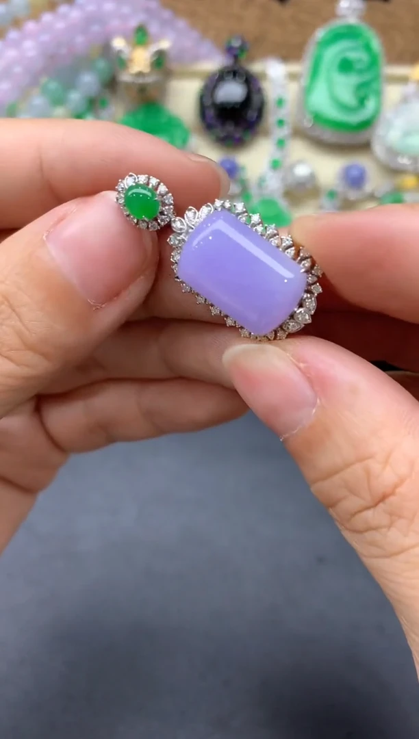 【闪购商品】翡翠颈饰18K金镶嵌557-中国好珍宝