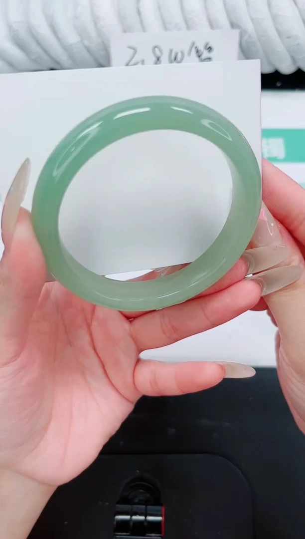 石英质玉手镯未镶嵌118-60.9