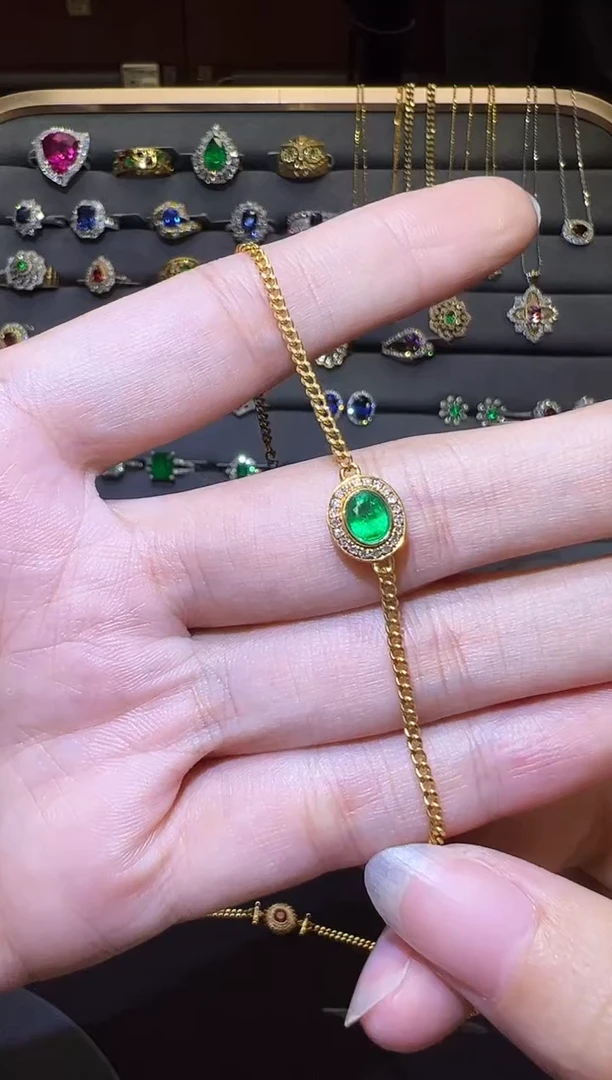 18K金镶嵌手链祖母绿0.51ct