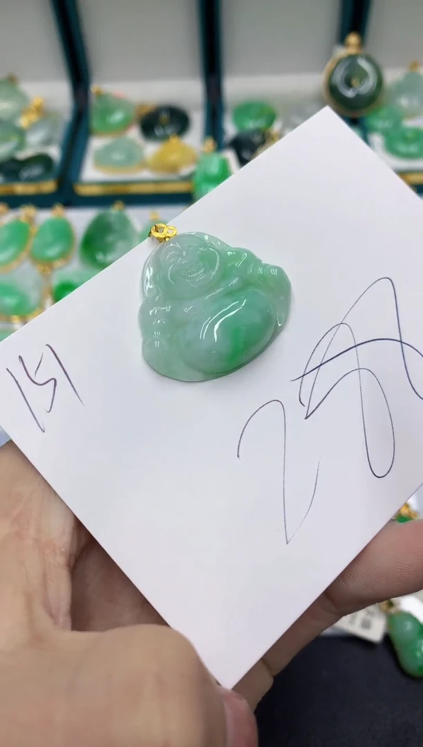 【闪购商品】翡翠颈饰18K金镶嵌号链接