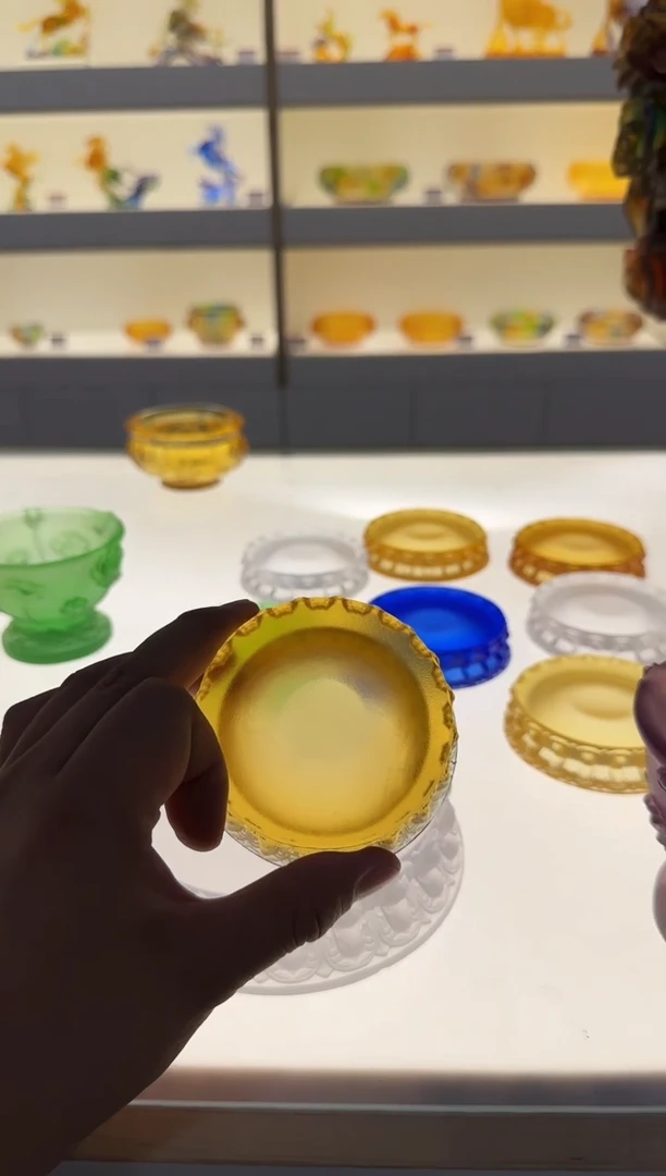 手工艺品琉璃底座10厘米