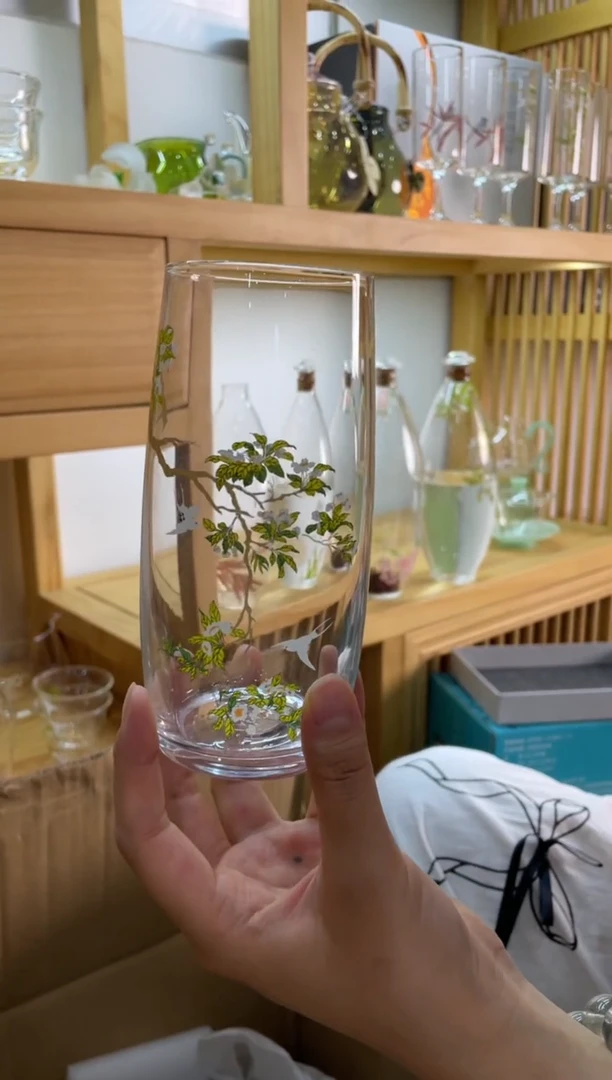 梨花白燕绿茶杯啊啊啊