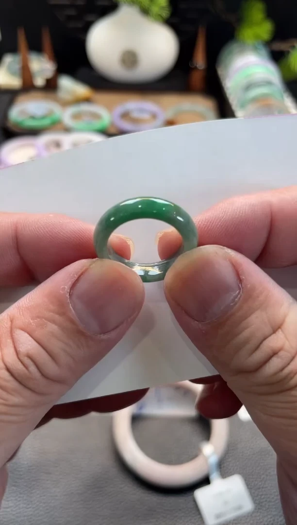 未镶嵌戒指翡翠23号链接 有纹裂 1314