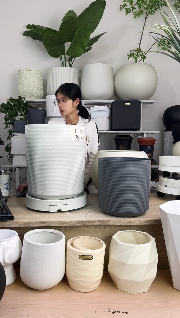 一****?笔筒41储水拖