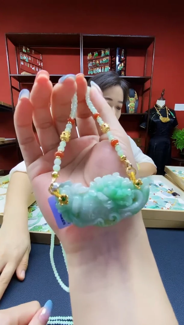 颈饰未镶嵌翡翠翡翠吊坠
