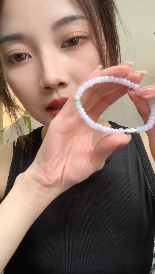 翡翠未镶嵌颈饰吊坠