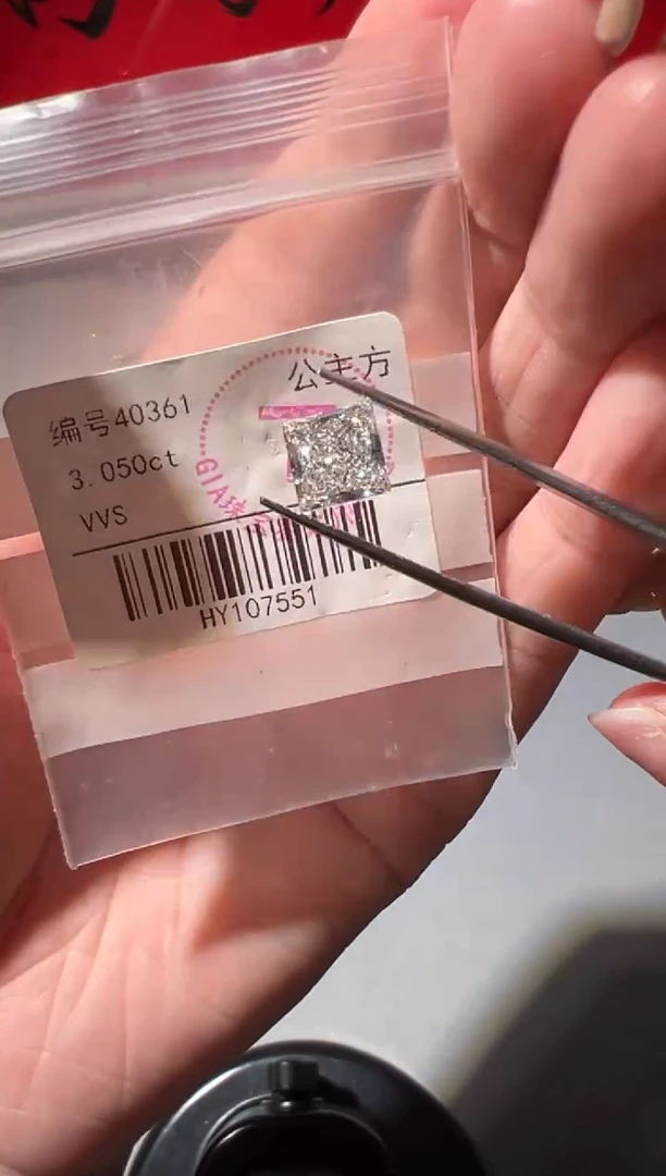 裸石合成钻石编号40361   3.05ct