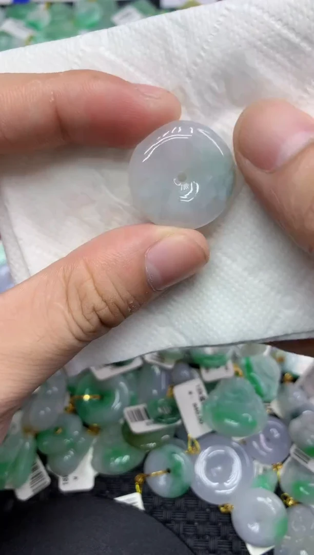 翡翠未镶嵌颈饰11111111