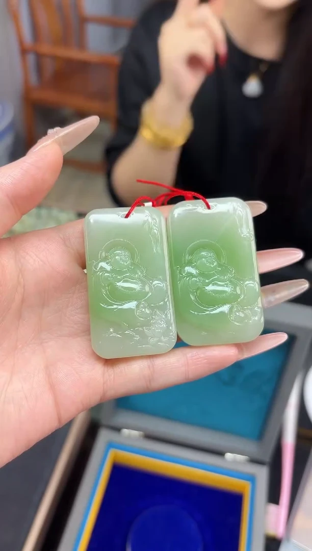 颈饰未镶嵌和田玉董小姐推荐 多样性发货 拍一发一