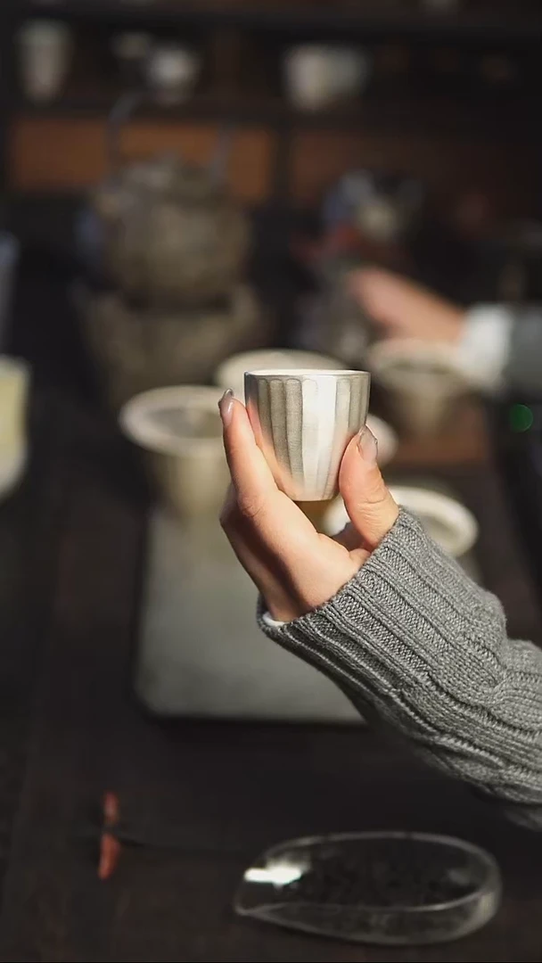 【闪购商品】吴一延 刮棱系列杯子 银彩