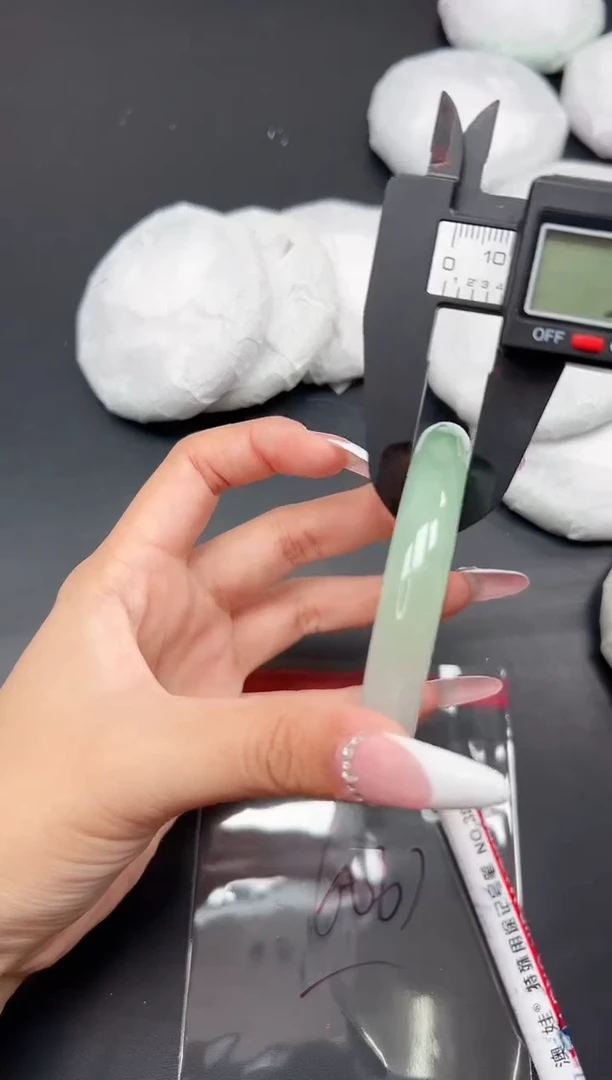 精品手镯，一物一拍O-086