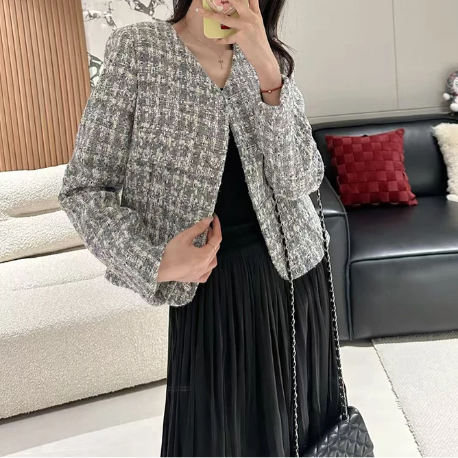 宝丫轻奢  女式时尚小香风编织短款外套K1484