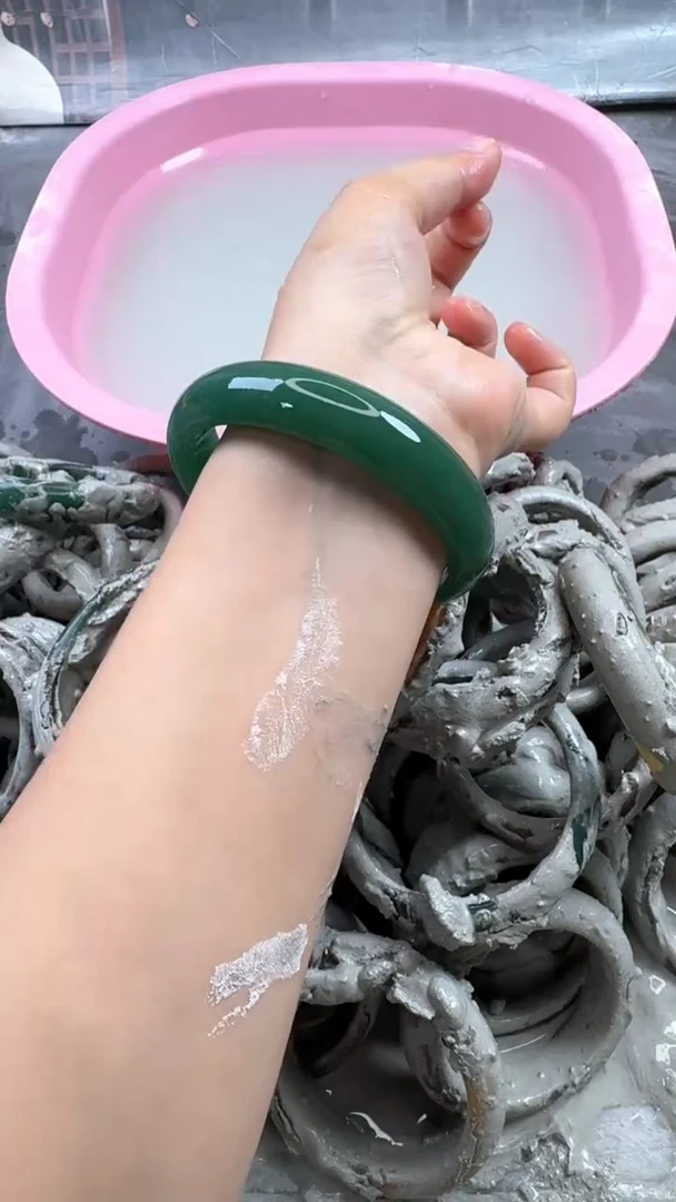 石英质玉手镯未镶嵌2 6768