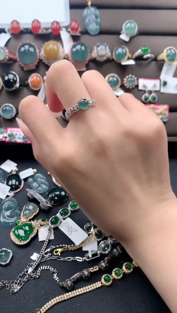 【闪购商品】翡翠戒指银S925镶嵌543654