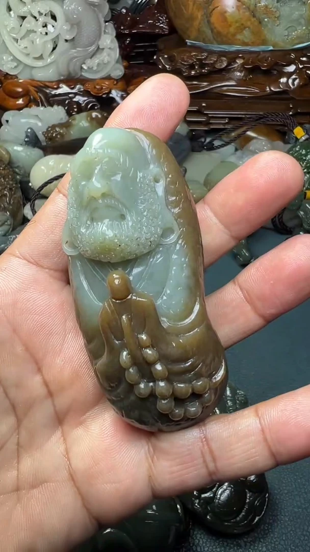 未镶嵌和田玉把件-