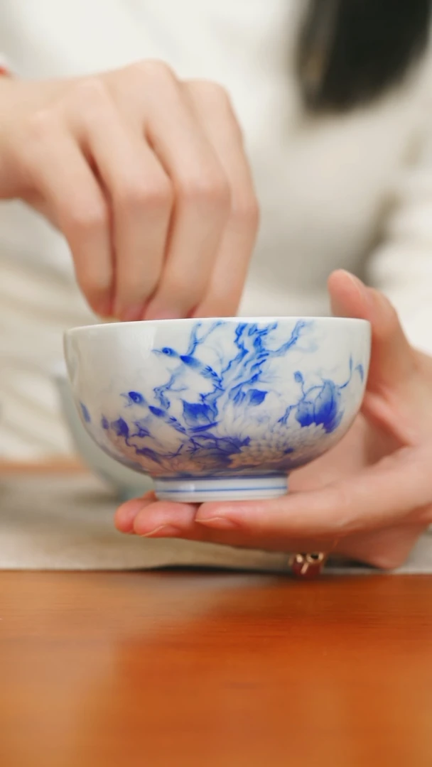 【闪购商品】景德镇正春堂青花花鸟鸟鸣敞口杯