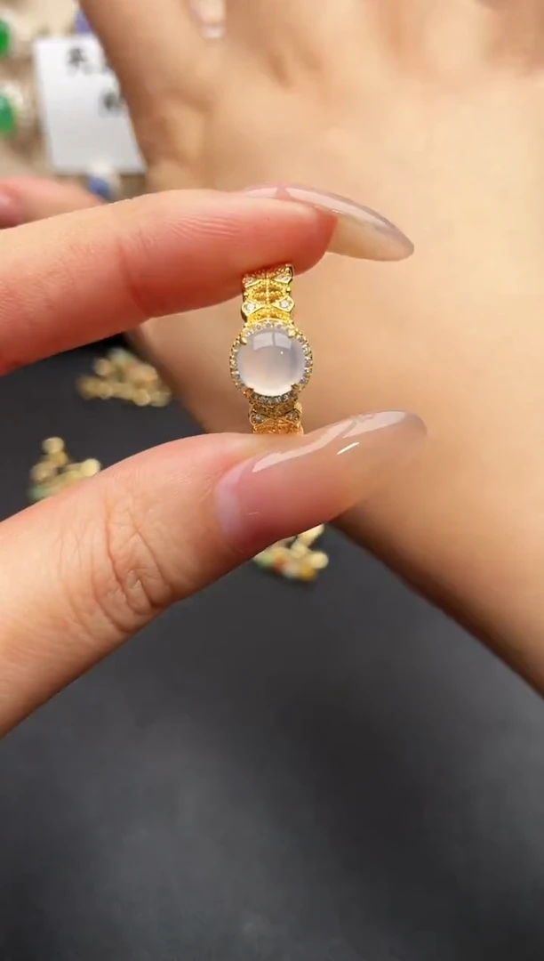 银S925镶嵌戒指翡翠一物一证一礼盒