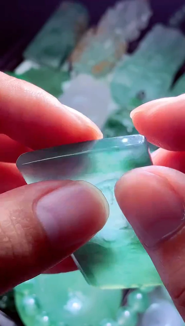 未镶嵌定制翡翠齐****#翡翠毛货定制