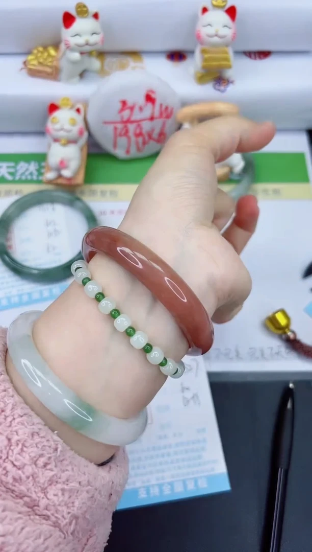 【闪购商品】石英质玉手镯未镶嵌1327-64
