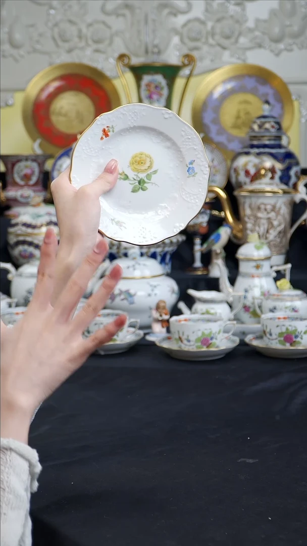 骨瓷婷婷中古器物如图所示34