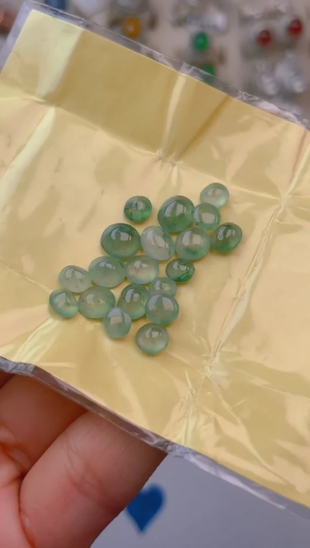 未镶嵌定制翡翠天然翡翠蛋面27