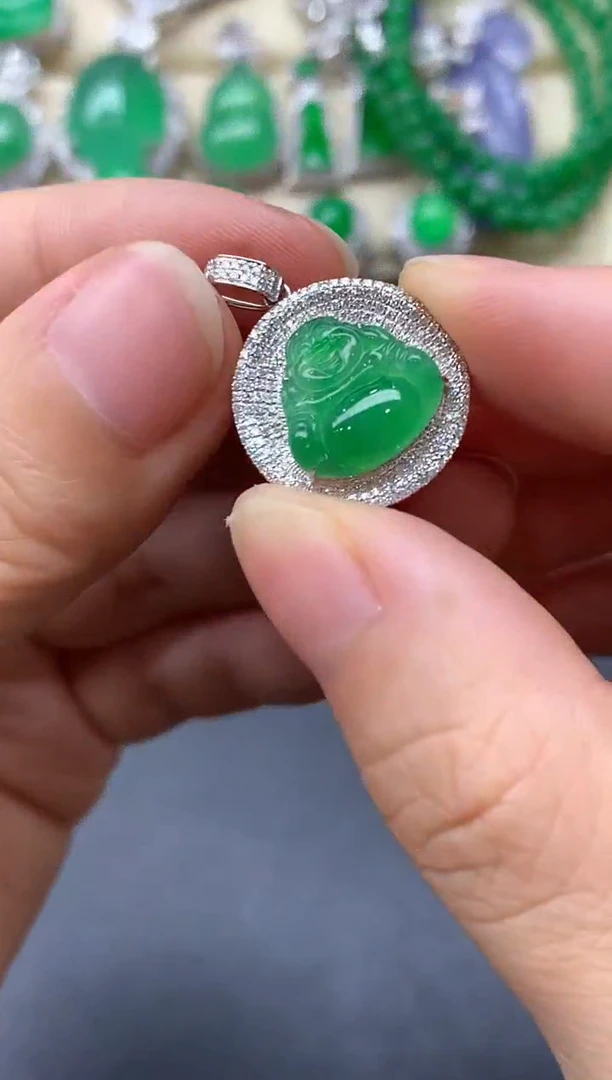 颈饰18K金镶嵌翡翠293-中国好珍宝