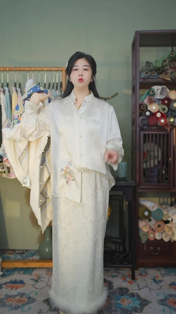 【闪购商品】织绣白色半身裙备注身高体重