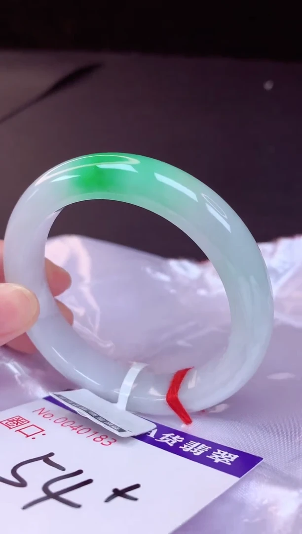 翡翠手镯未镶嵌54+