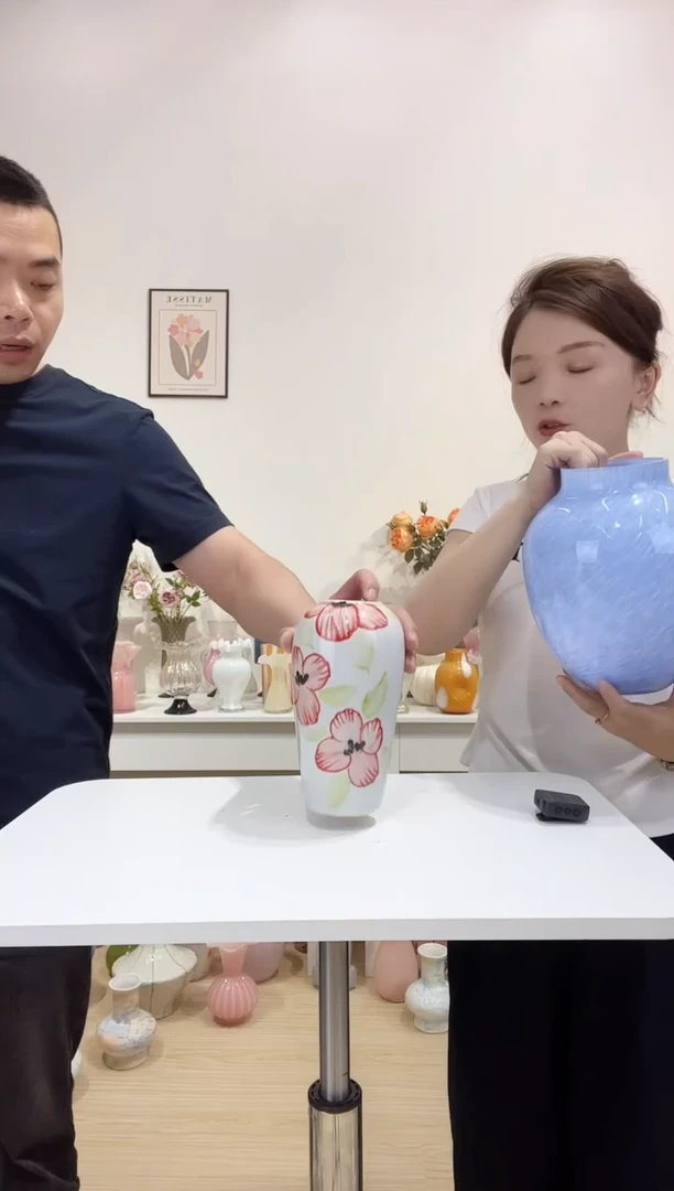 A 02 景德镇陶瓷花瓶