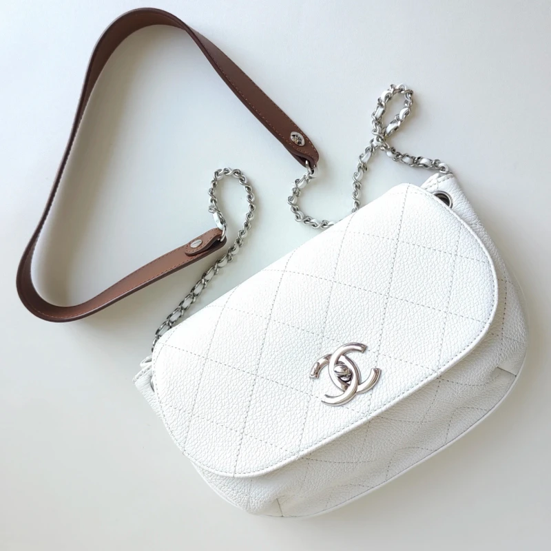 95新 Chanel/香奈儿 白色外缝线荔枝纹单肩斜挎包 底长23 24开