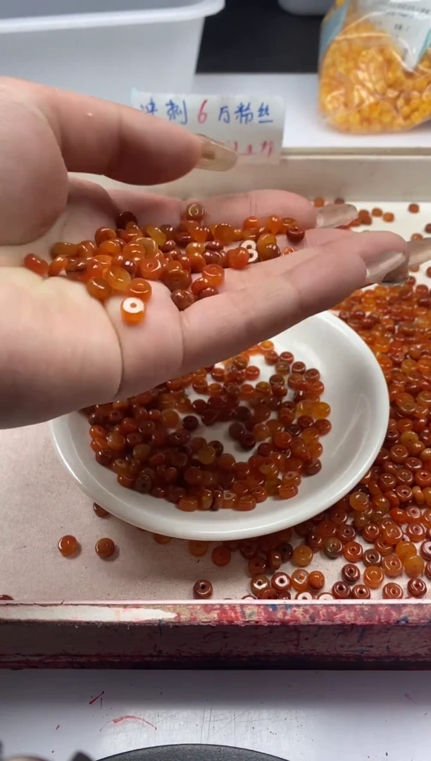 【闪购商品】翡翠颈饰未镶嵌w924红翡算盘6*3mm*30颗