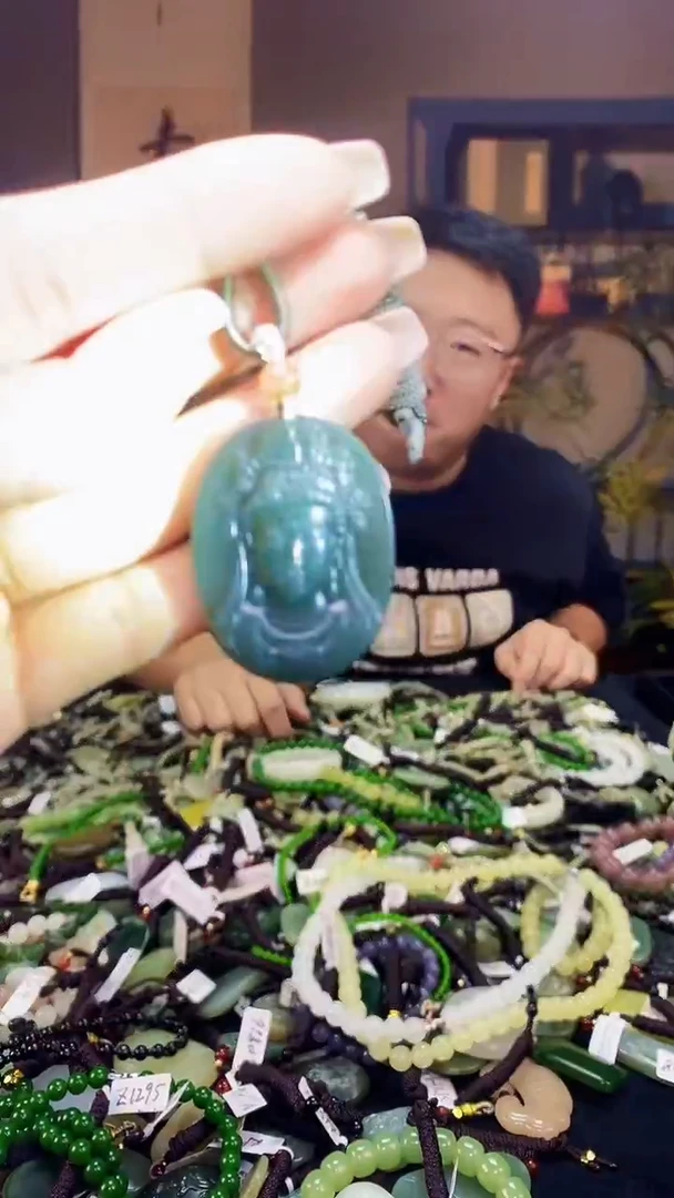 颈饰未镶嵌和田玉多样性发货，拍一发一