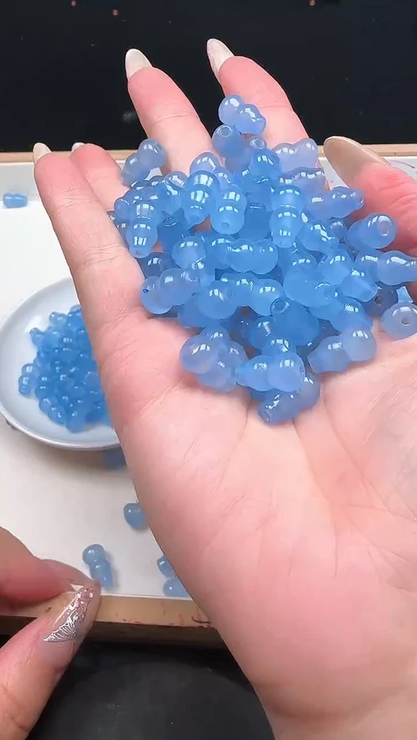 未镶嵌玛瑙/玉髓珠宝半成品海蓝宝葫芦N407卡8*14MM 10颗