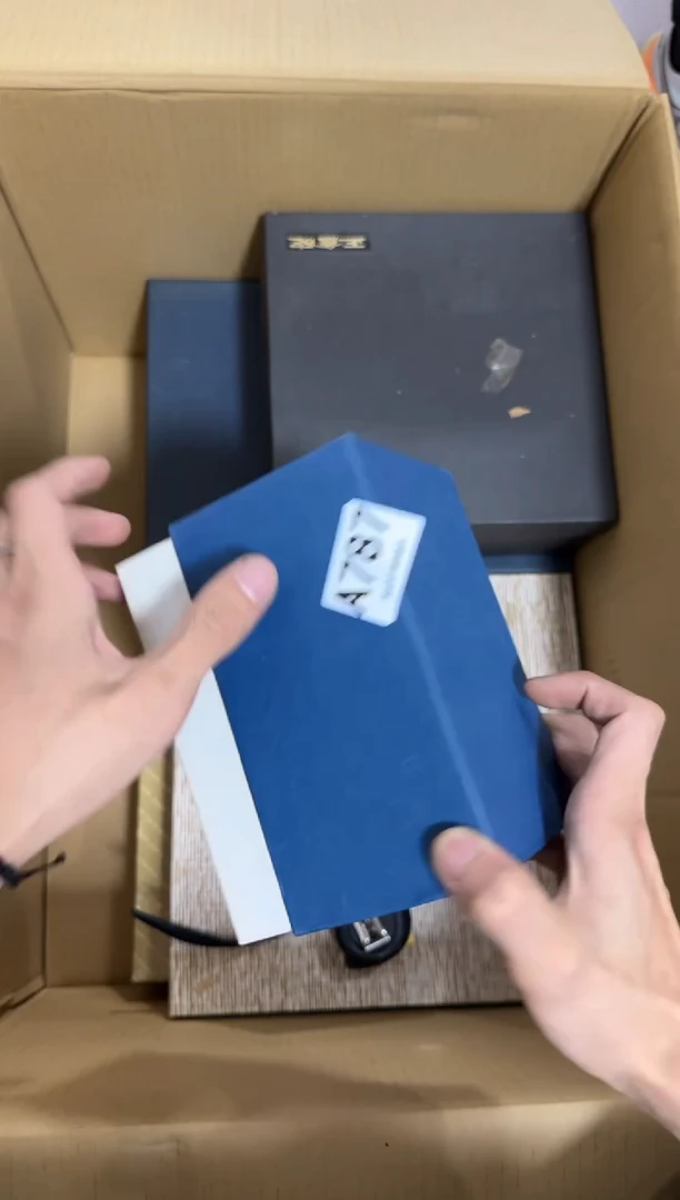 瓷片野**舞787 中古商品，谨慎购买