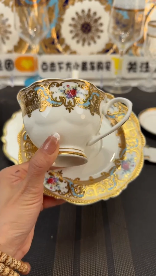 瓷片咖啡杯碟 1个