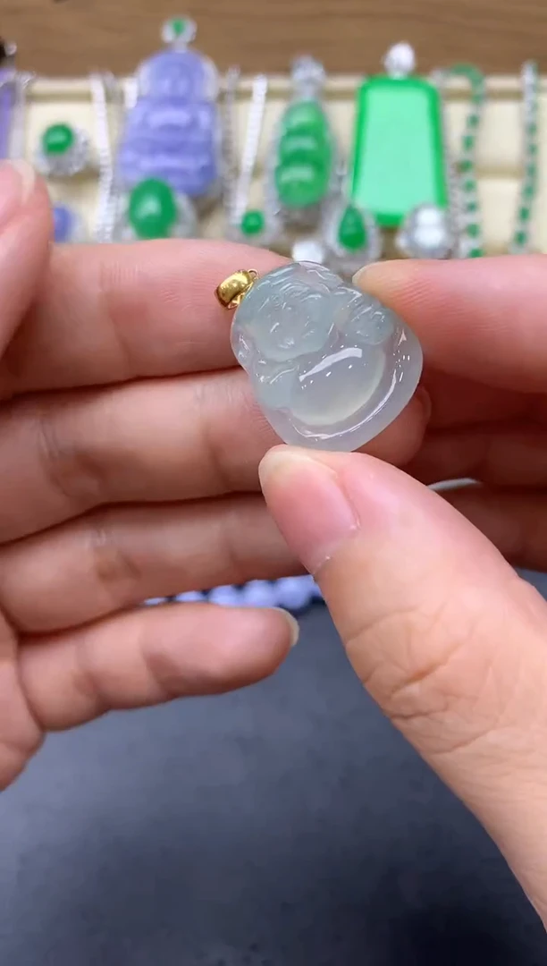 翡翠18K金镶嵌颈饰69-中国好珍宝