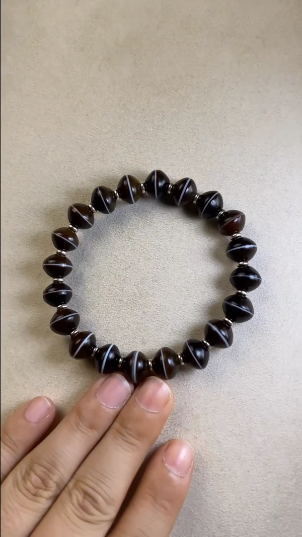 未镶嵌玛瑙/玉髓珠宝奇石1