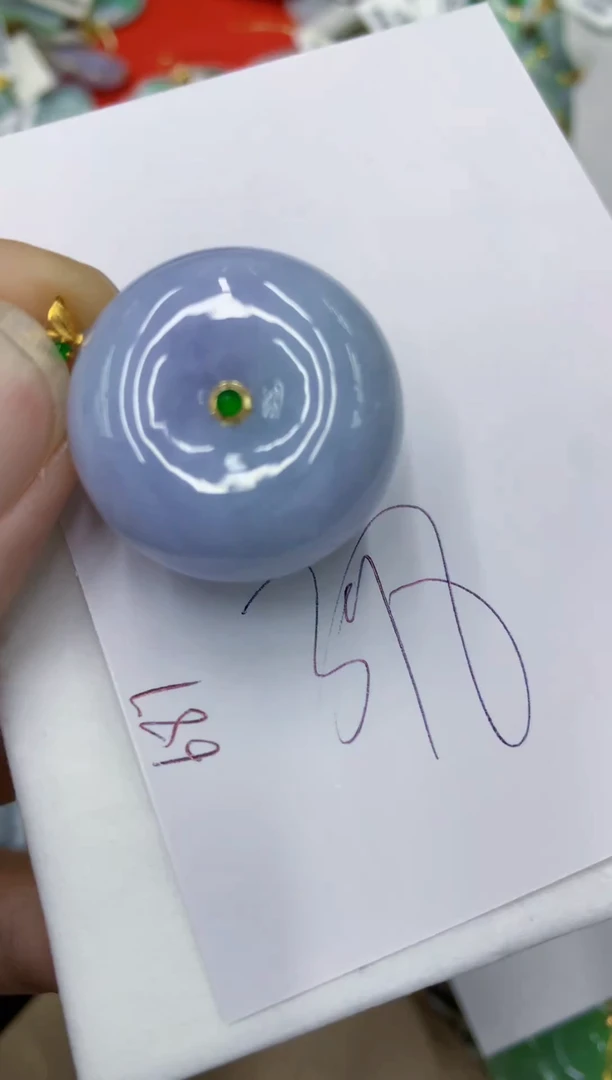 颈饰18K金镶嵌翡翠111111111111