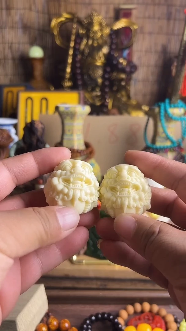 吊坠滴血莲花菩提逸品轩精选