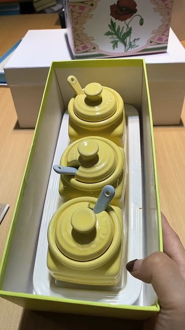 【闪购商品】瓷片锅碗瓢盆一件不剩