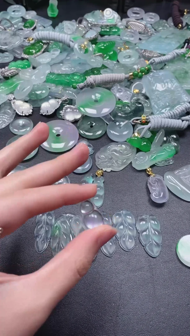 翡翠未镶嵌颈饰所见即所得（一物一图）154