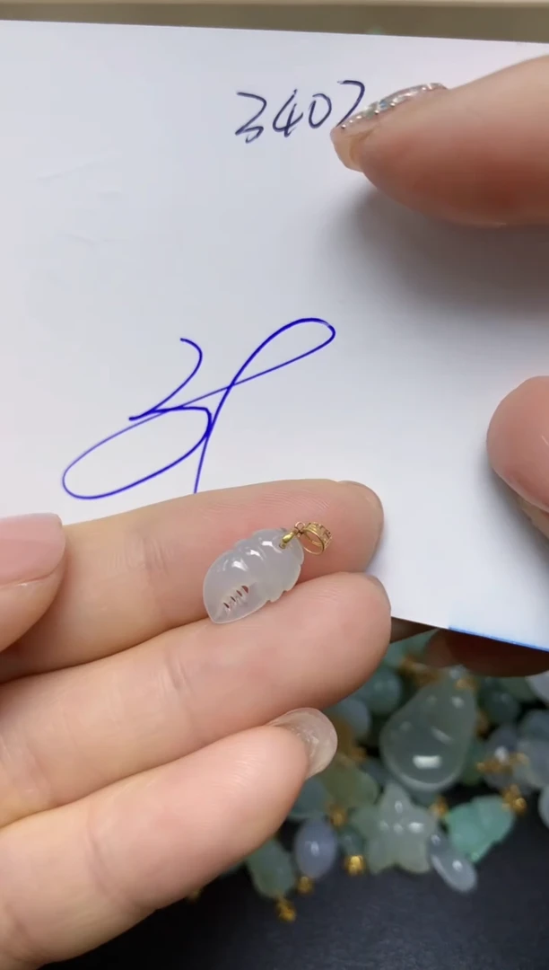 【闪购商品】翡翠挂件18K金镶嵌 天然翡翠A货