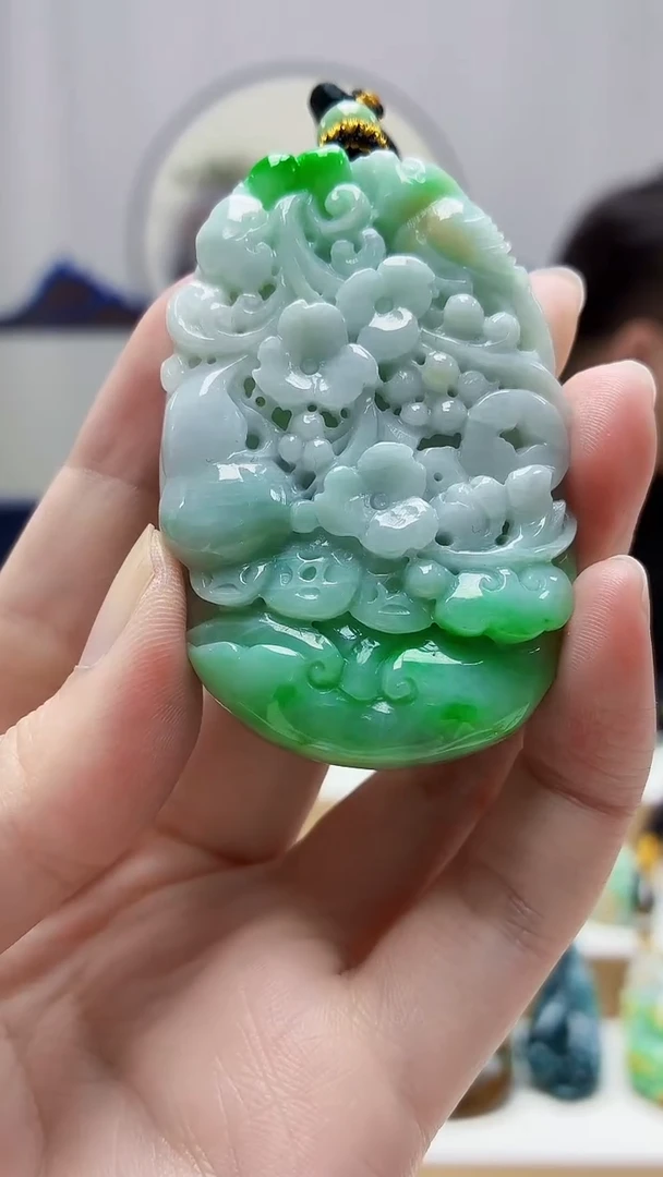 未镶嵌定制翡翠5060zm-毛货挂件23