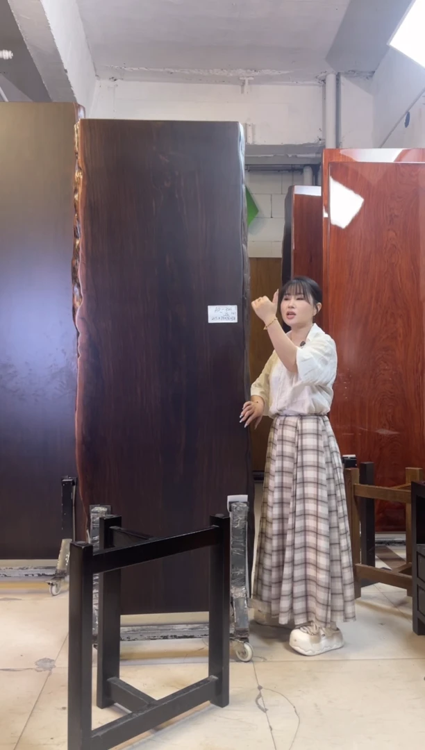 AD-325大叶紫檀215*75*7.8加黑三角支架*2