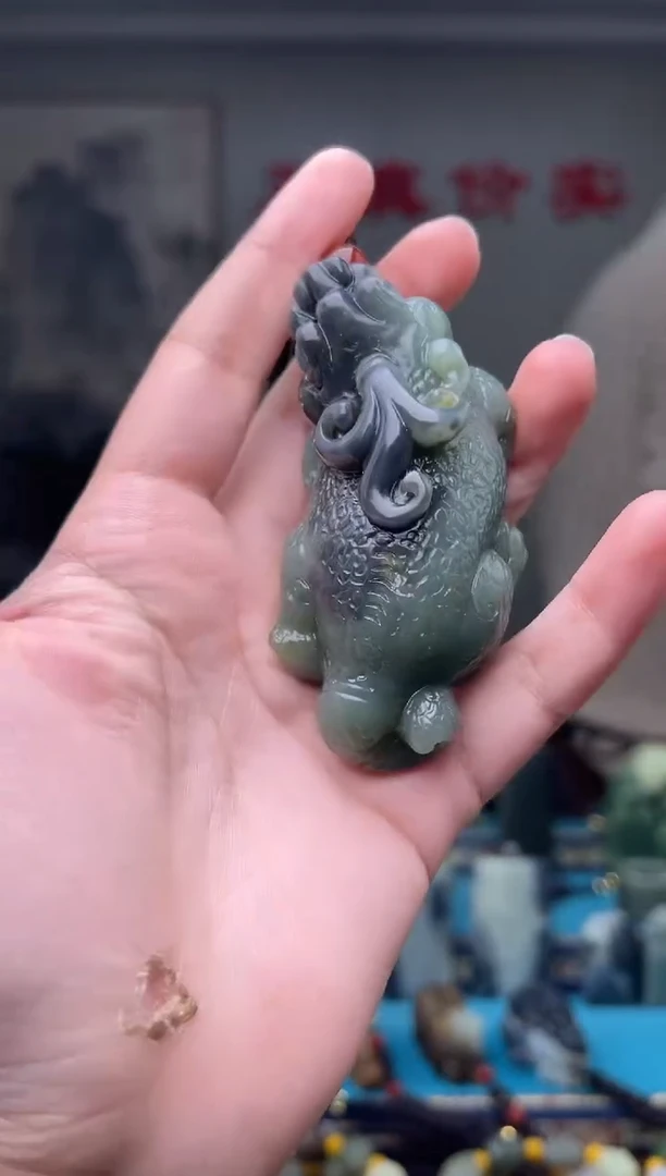 未镶嵌和田玉挂件1